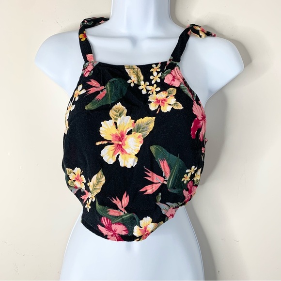 Forever 21 Floral Print Top Blouse Tie Shoulder Strap Cropped Black Size Medium - Picture 16 of 16